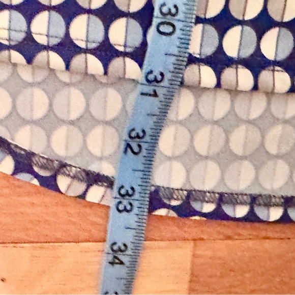 Lularoe Lynnae 2X Geometric - Picture 7 of 7
